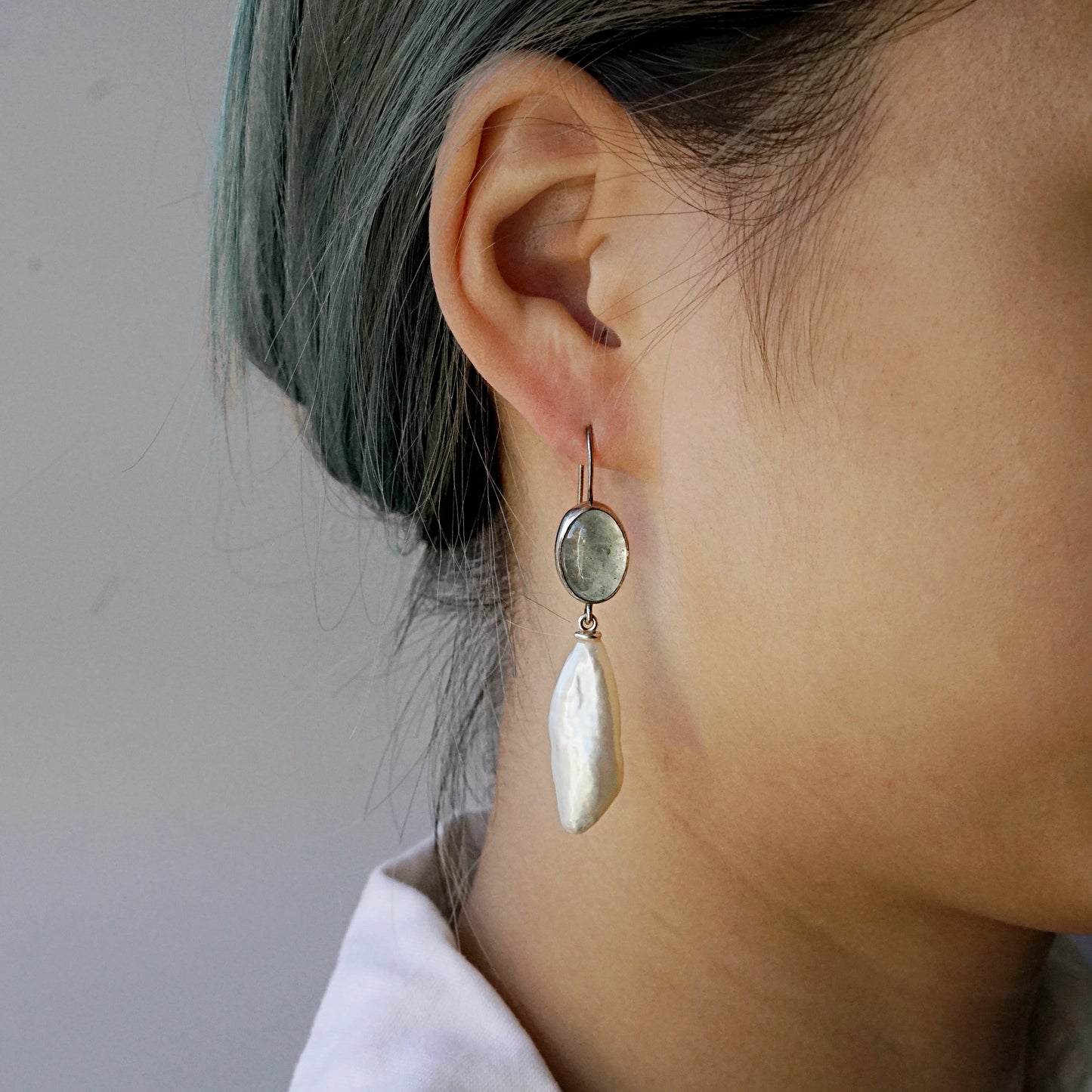 Mix + match aquamarine earrings with baroque pearls
