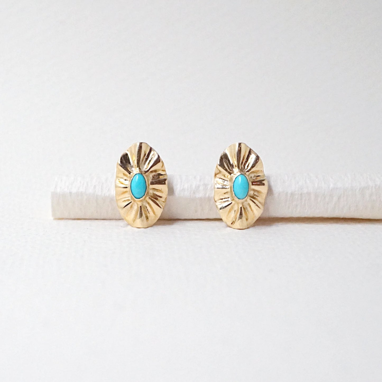 Ruffle earrings with turquoise