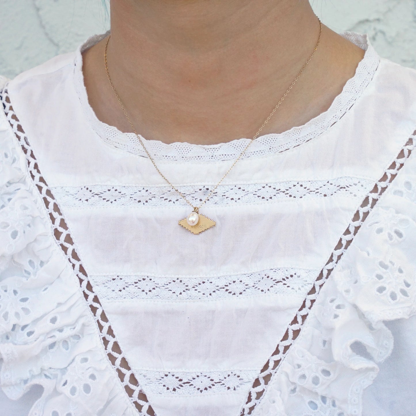 14k gold tag pendant necklace with cultured pearl