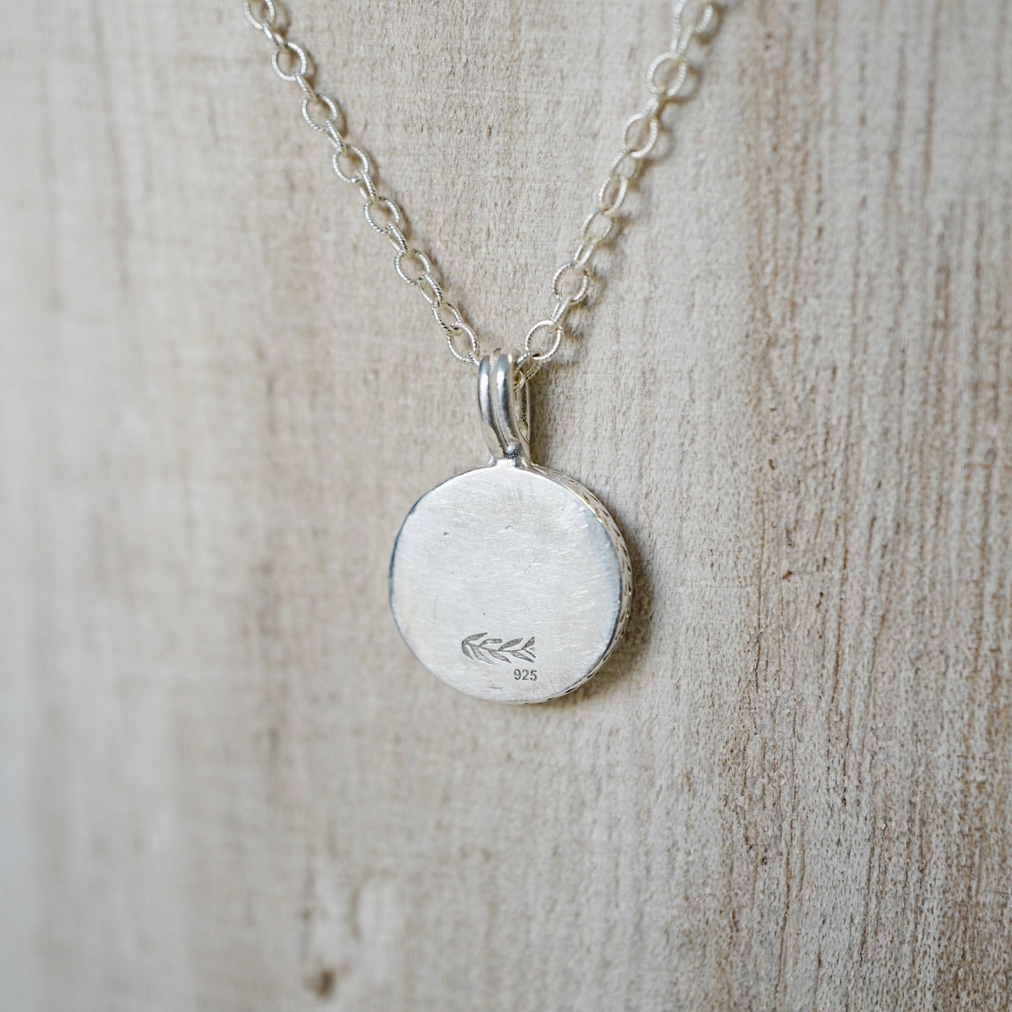 Pendant of Curiosities: heart sapphire