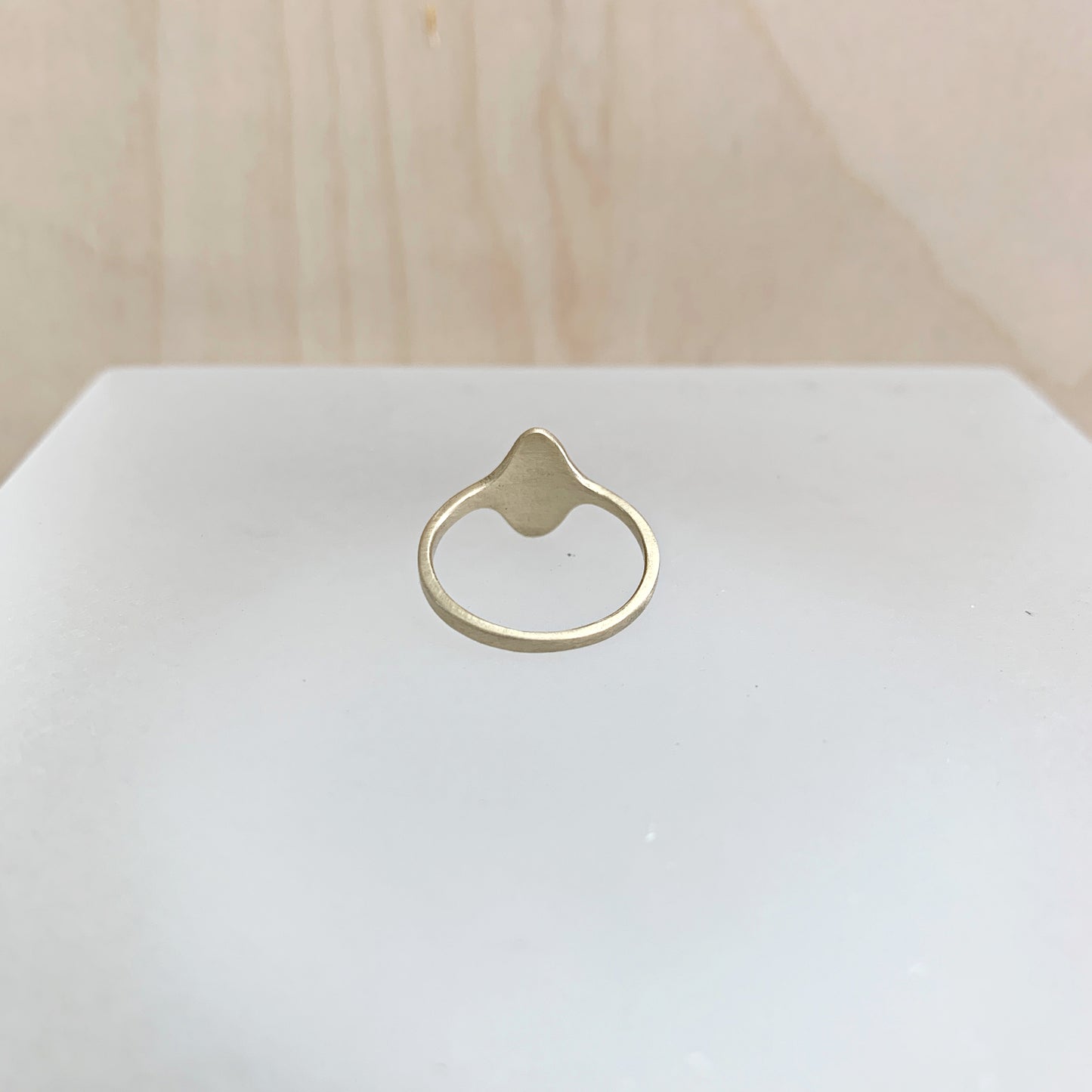Étoile Signet Ring in 14k Gold Satin Finish