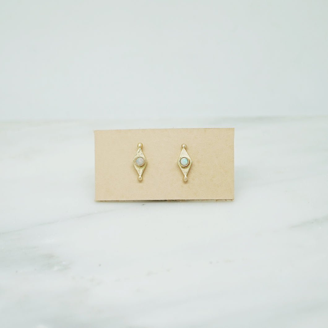 Mini shield studs with opal in 14K gold