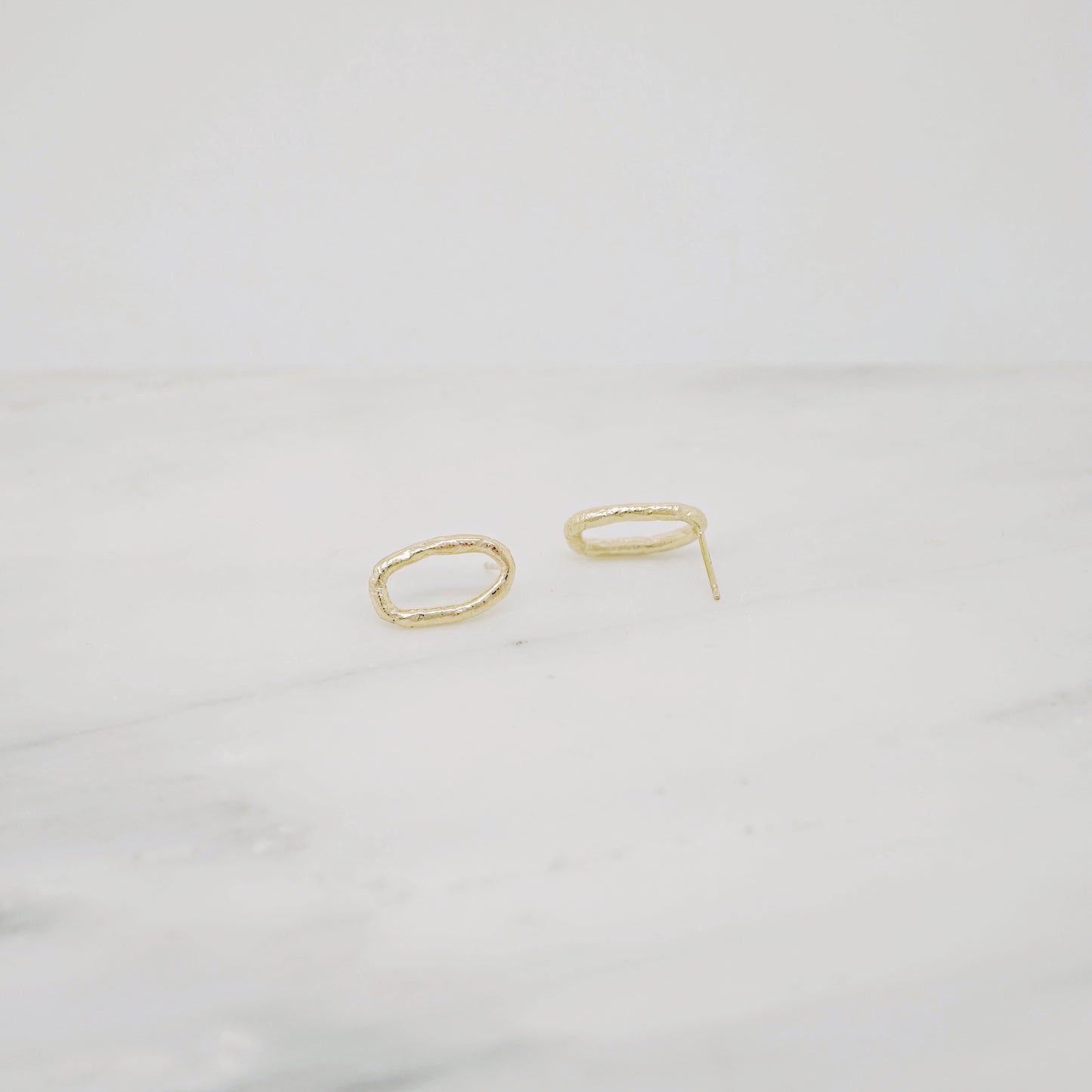 Bold chain earrings-single in 14K gold