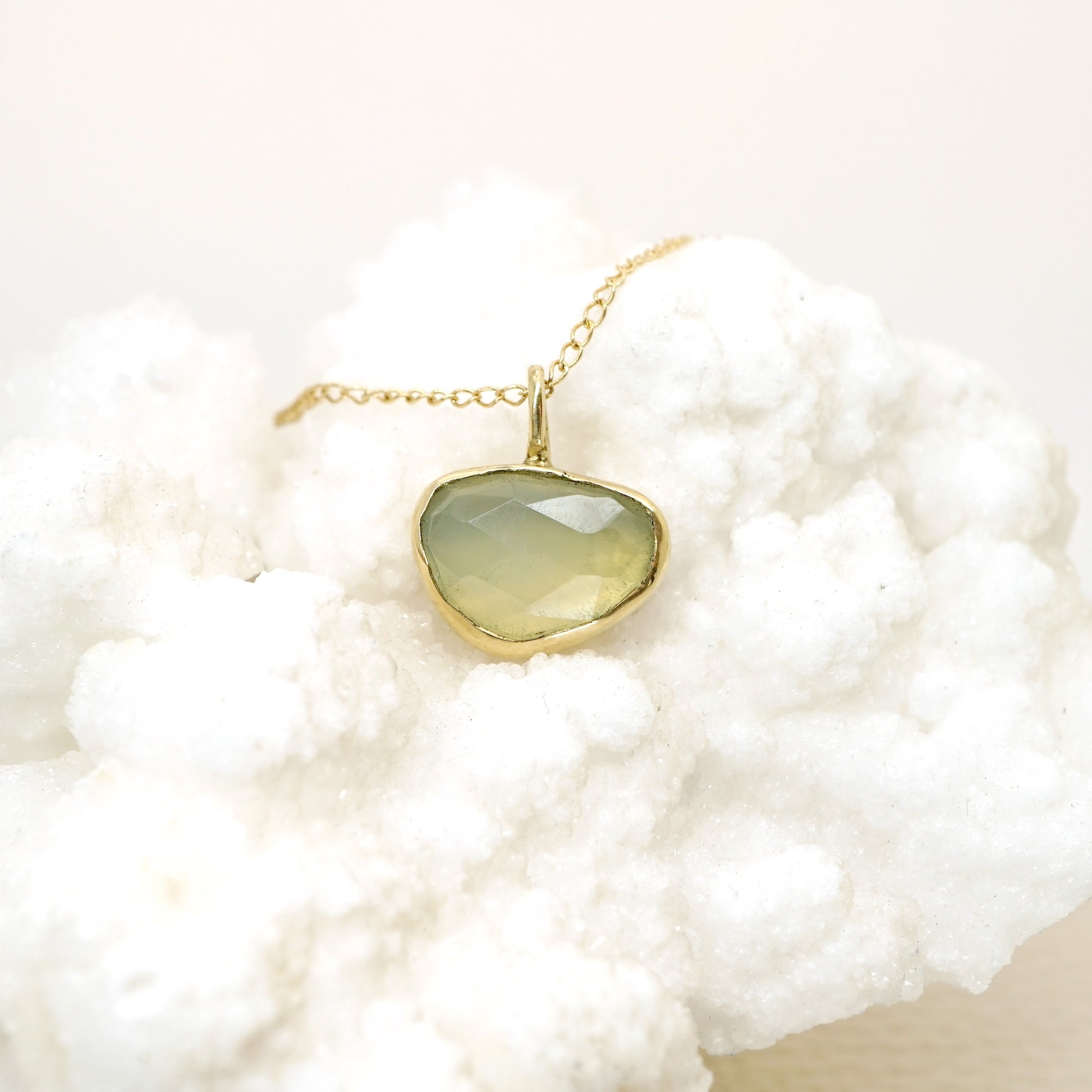 Chalcedony Pendant Necklace in 14k Gold